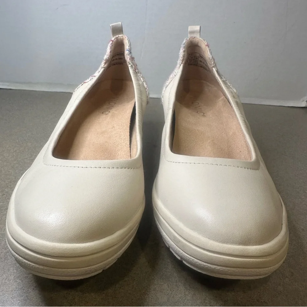 Vionic Jacey Women’s Slip On Wedges Size 6